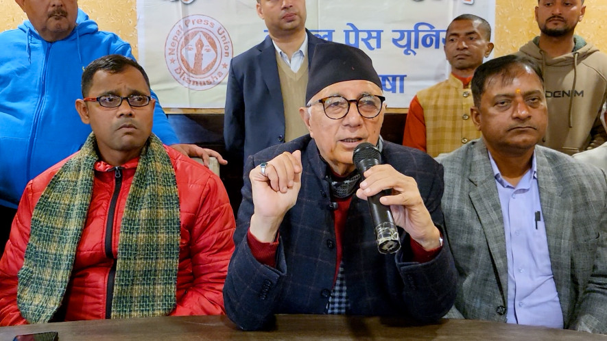 केन्द्रको हस्क्षेपले गर्दा प्रदेश राम्ररी चल्न सकेको छैन्- डा. शेखर कोइराला
